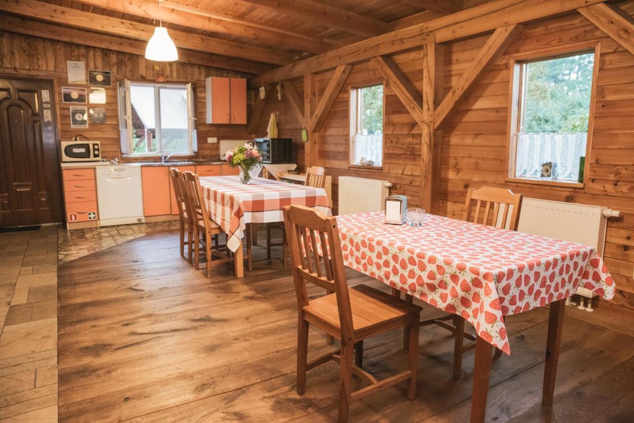 Agroturystyka Pod Modrzewiami Nowy Tomyśl Exterior foto