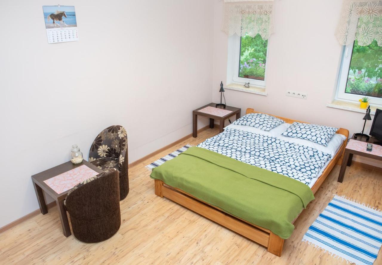 Agroturystyka Pod Modrzewiami Nowy Tomyśl Exterior foto